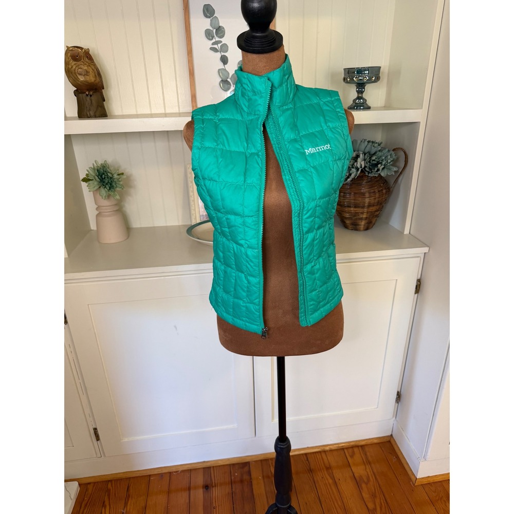 Marmot Womens  Green Quilted Down Puffer Vest Size Small CC-576